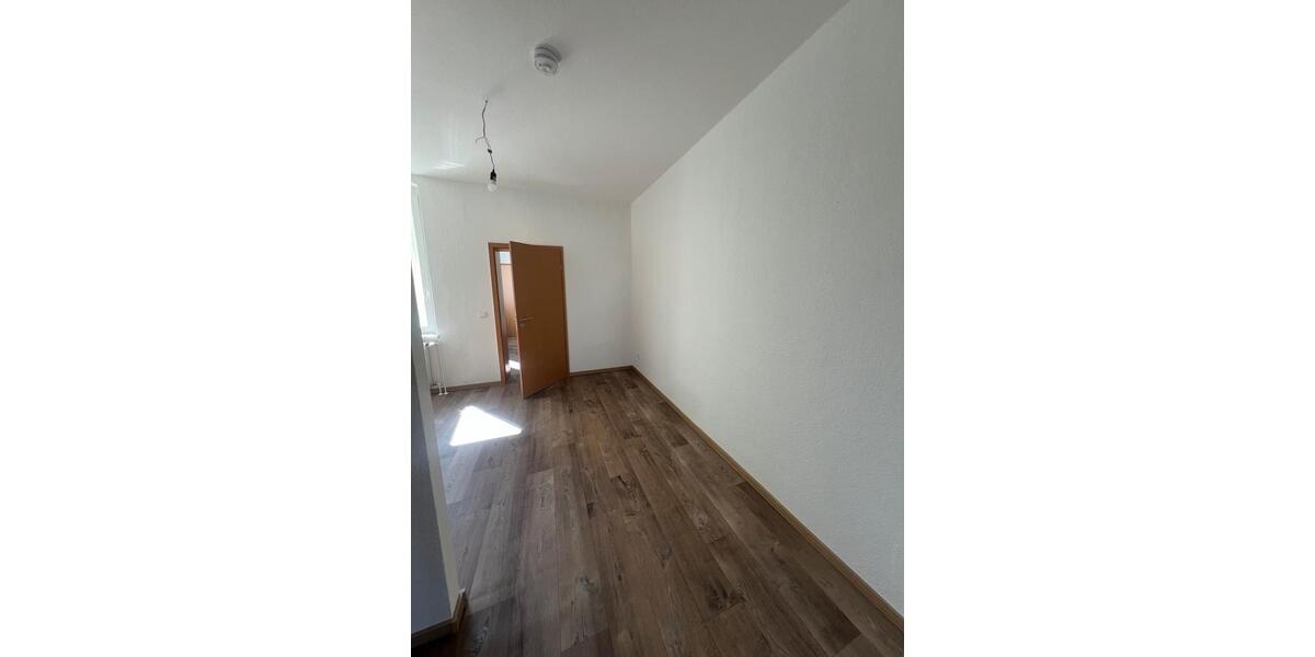 Etagenwohnung Köthen (Anhalt) - 3 Zimmer, 63 m&sup2;, 643&euro; | Angebot:26398080