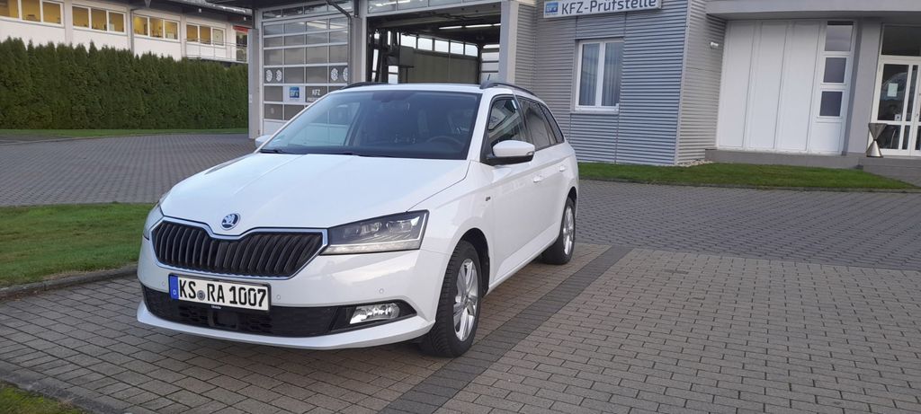Skoda Fabia 48.650 km 11.100 &euro; Hüttenberg-Vollnkirchen 35625