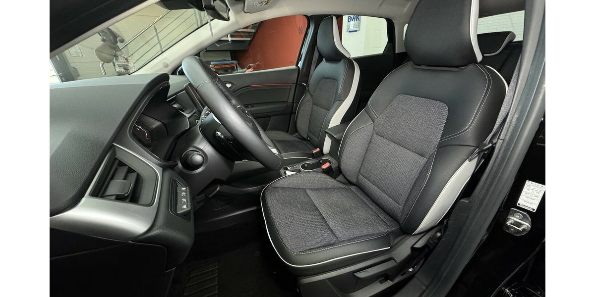 Renault Captur 1.3 TCE 140 Techno EDC LED CARPLAY 39.500 km 20.470 &euro; Lich 35423