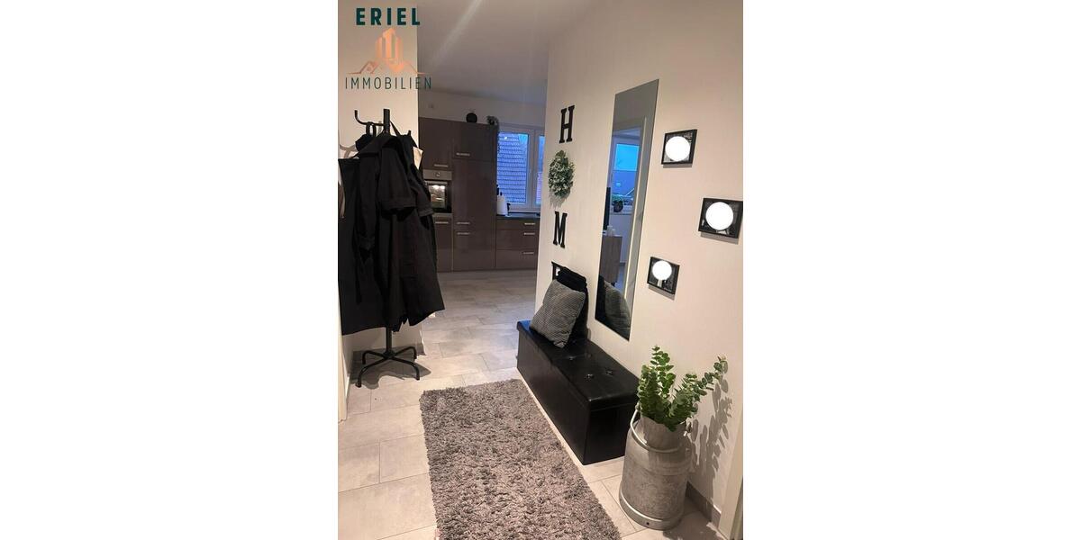 Moderne 3-Zimmer-Dachgeschoss-Wohnung inkl. neuer Einbauküche in Moormerland zur Vermietung !! 3 zimmer