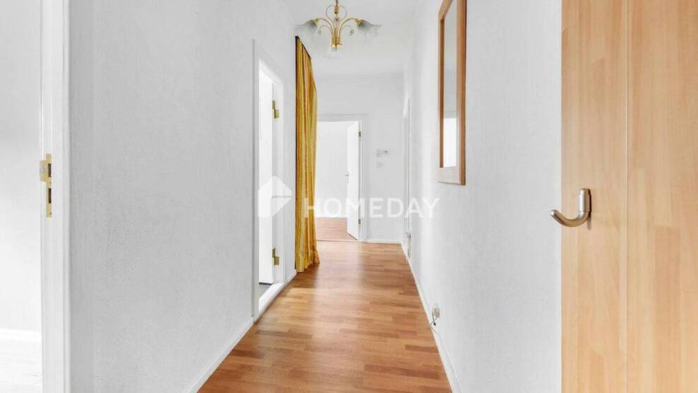 Bezugsfreie und gepflegte 3-Zimmer-Wohnung mit Loggia in ruhiger Lage