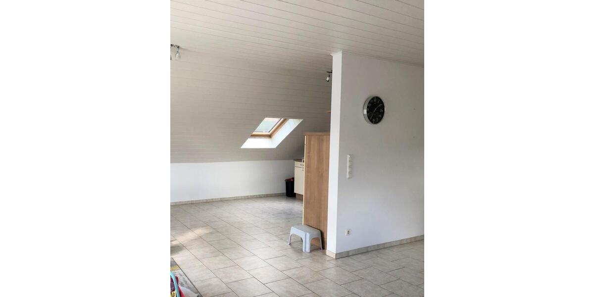 Dachgeschoßwohnung Groß-Umstadt Umstadt - 2 Zimmer, 70 m&sup2;, 630&euro; | Angebot:25380880