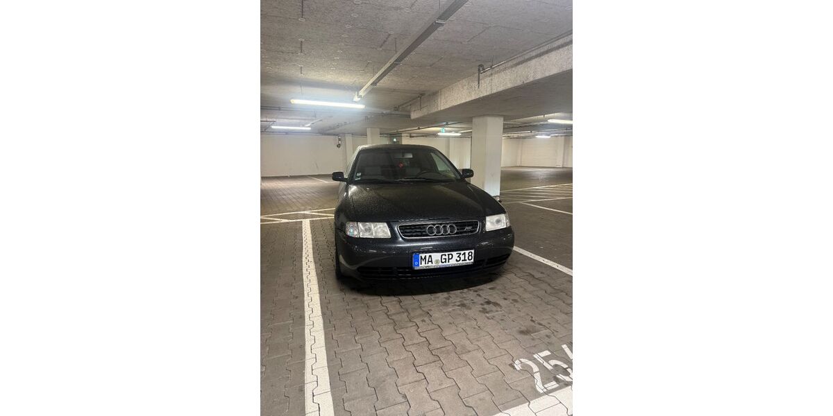 Audi A3 253.000 km 3.000 &euro; Mannheim 68199