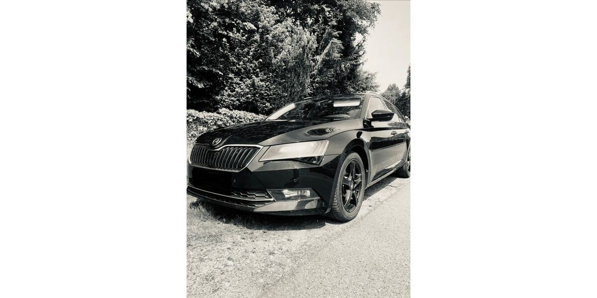 Skoda Superb 144.000 km 15.700 &euro; Dülmen 48249