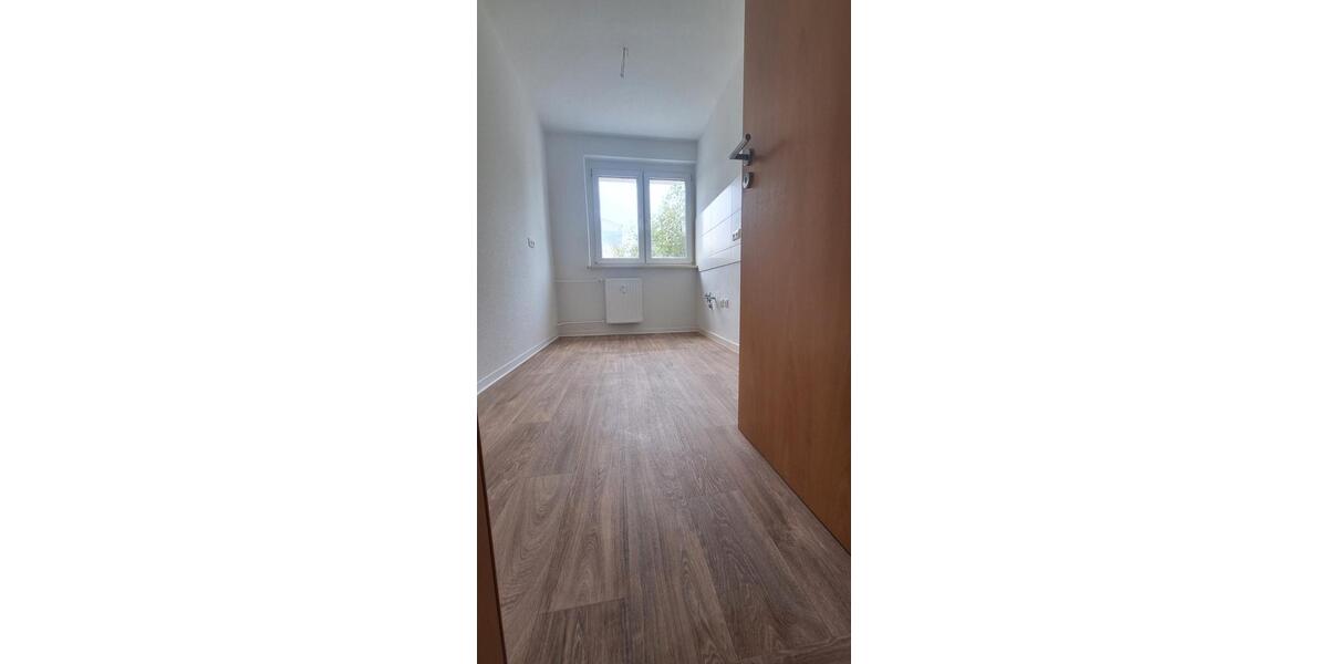 Etagenwohnung Löbau - 3 Zimmer, 60 m&sup2;, 377&euro; | Angebot:25790171