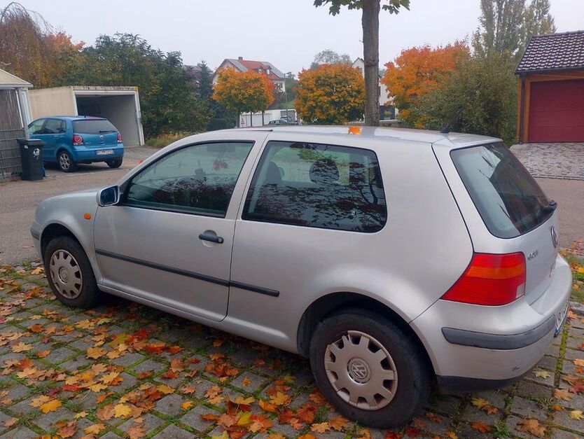 VW Golf 137.100 km 1.800 € Pfaffenhofen an der Ilm (Radlh 85276