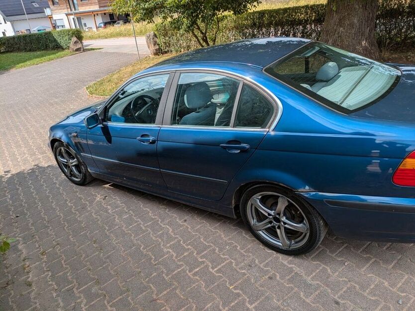 320