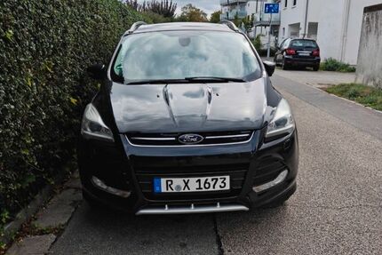 Ford Kuga 216.000 km 5.200 &euro; Obertraubling 93083