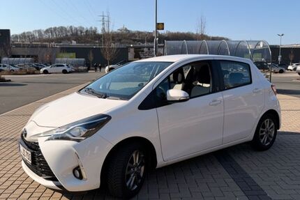 Toyota Yaris 86.390 km 10.000 &euro; Siegen 57072