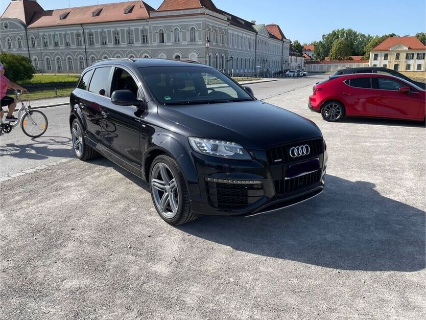 Q7