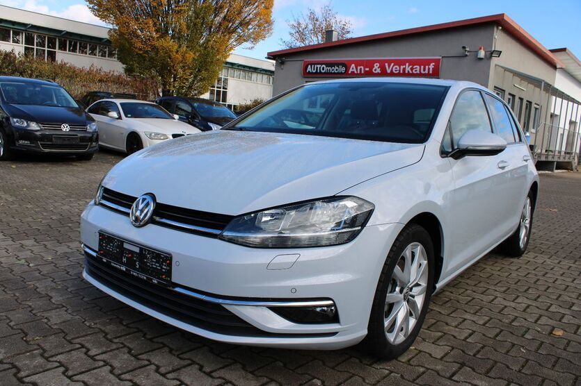 VW Golf 40.909 km 18.490 € Augsburg 86165