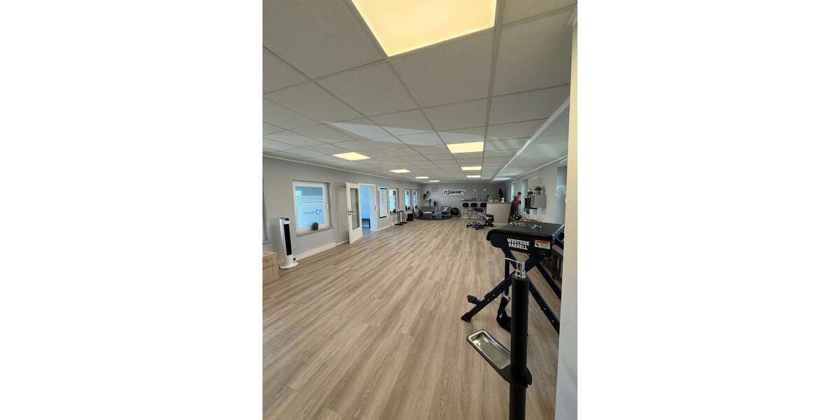 Gewerbeobjekt Wehrheim - 950&euro; | Angebot:26803852
