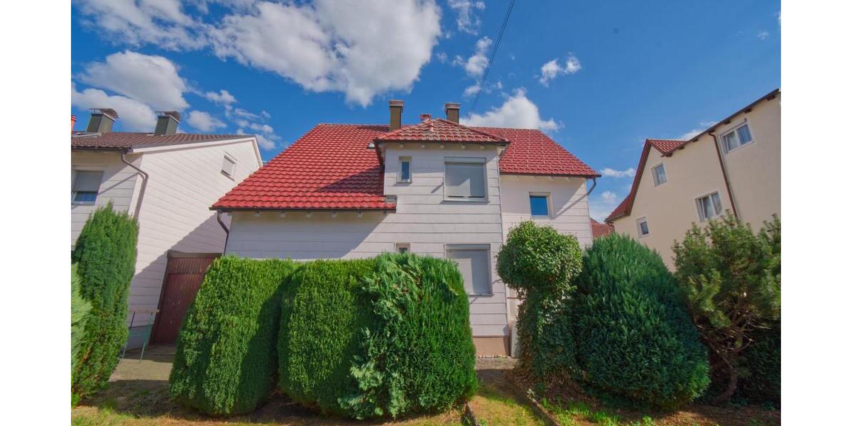 Charmantes Ein-Zweifamilienhaus mit Potenzial und tollem Grundstück in Villingen-Schwenningen - Zweifamilienhaus Villingen-Schwenningen Schwenningen | Angebot:27338964