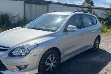 Hyundai i30 84.000 km 4.200 &euro; Mayen 56727