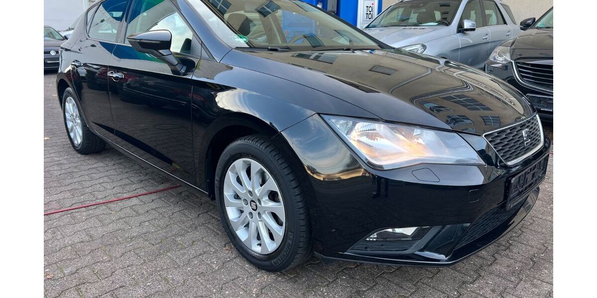 Seat Leon 62.000 km 9.590 &euro; Berlin 13581