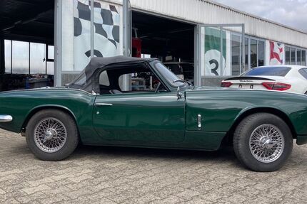 Triumph Spitfire 44.000 km 11.750 &euro; Potsdam 14482