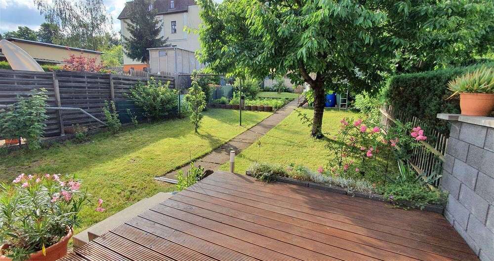 **keine Käuferprovision** Wohn- und Geschäftshaus in Pößneck mit schönem Garten - Mehrfamilienhaus, Wohnhaus Pößneck | Angebot:19742050