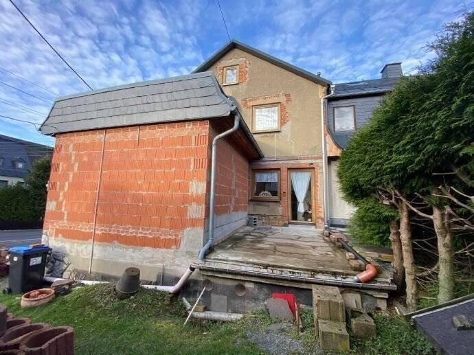 Reihenendhaus Zwönitz - 6 Zimmer, 120 m&sup2;, 125.000&euro; | Angebot:25796389