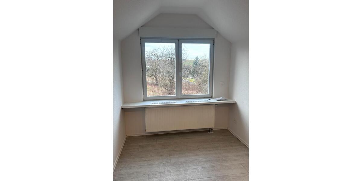 Einfamilienhaus Morsbach - 3 Zimmer, 138 m&sup2;, 1.000&euro; | Angebot:25151786