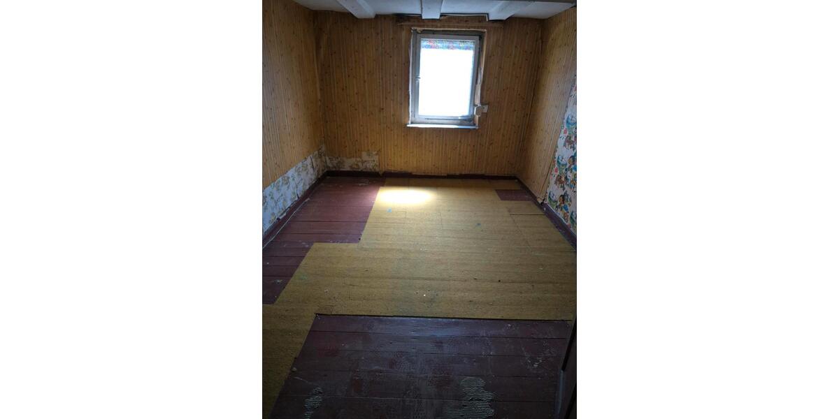 Reihenhaus Gudensberg - 7 Zimmer, 115 m&sup2;, 75.000&euro; | Angebot:27029289