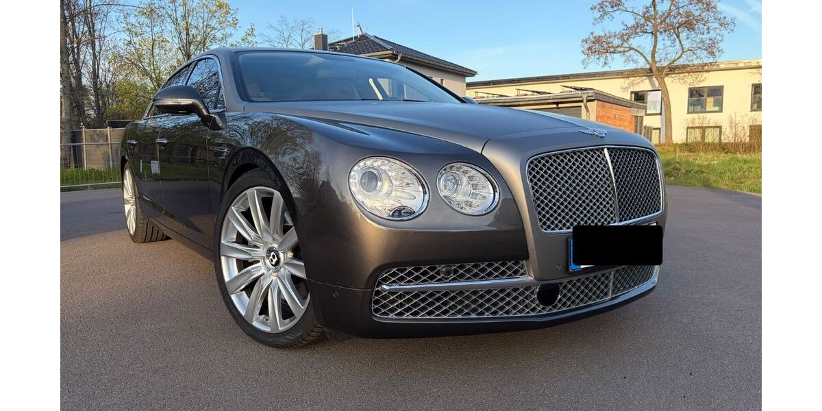 Bentley Flying Spur 69.000 km 78.900 &euro; Merseburg 06217