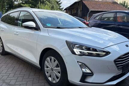 Ford Focus 69.983 km 14.950 &euro; Eisenach 99817