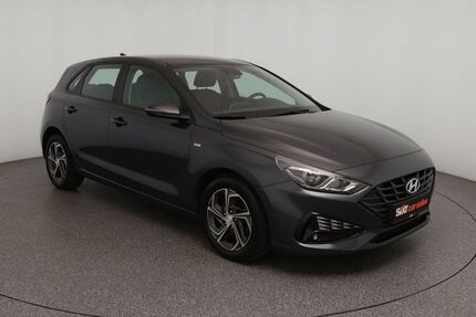 Hyundai i30 82.704 km 15.660 &euro; Garching 85748