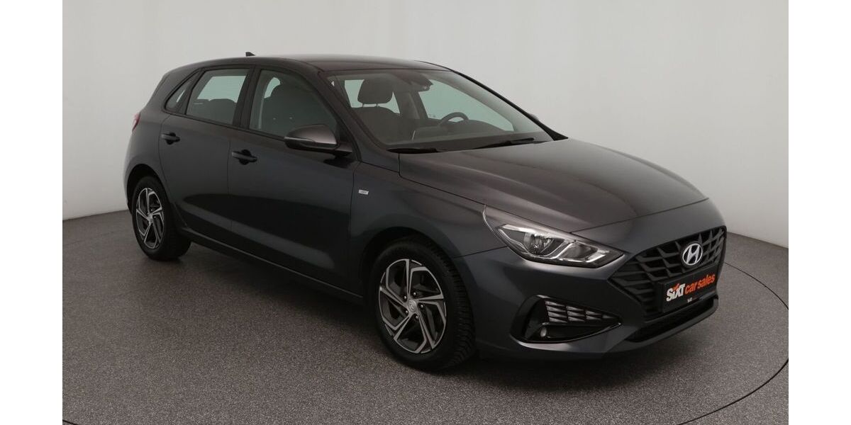 Hyundai i30 82.704 km 15.660 &euro; Garching 85748