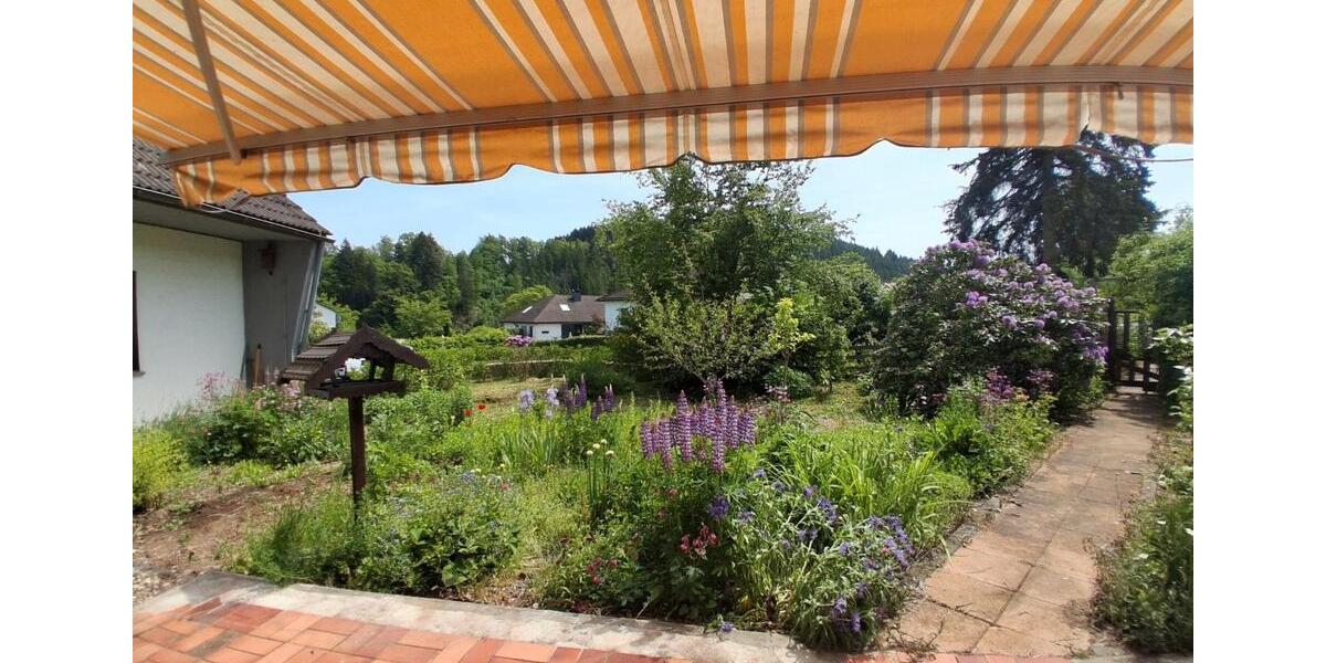 Erdgeschoßwohnung Hellenthal - 4 Zimmer, 120 m&sup2;, 900&euro; | Angebot:26502617