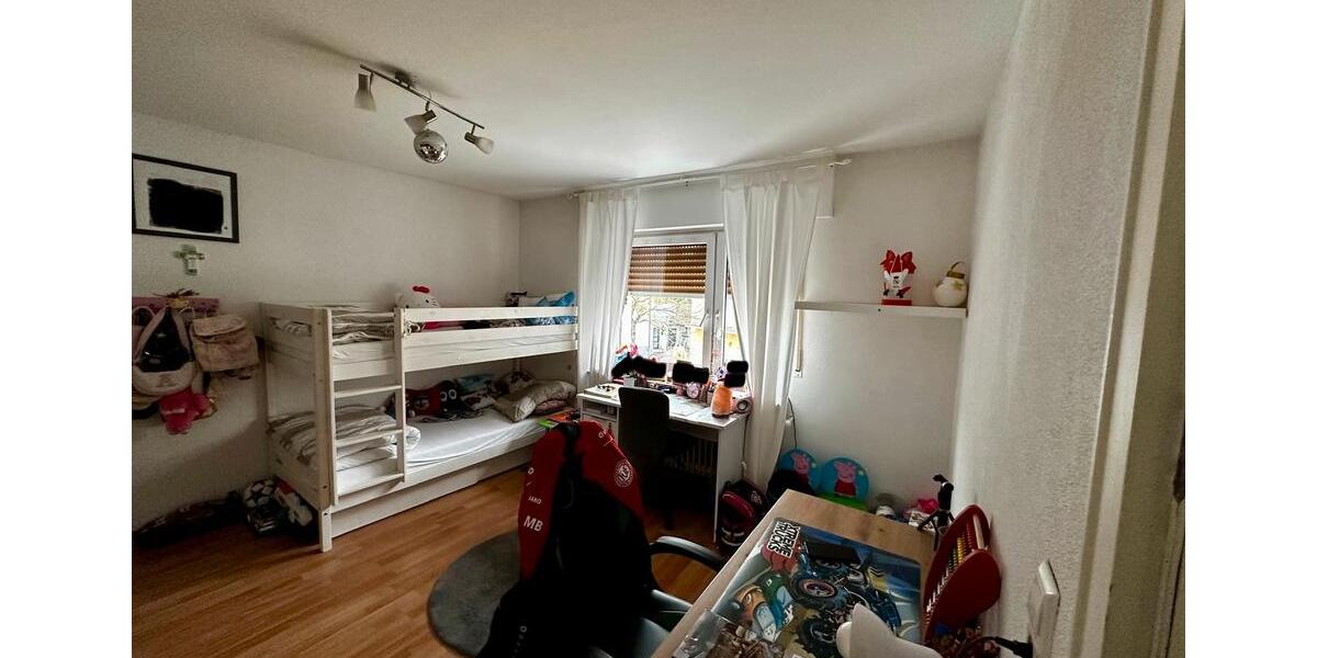 Etagenwohnung Eggenstein-Leopoldshafen Leopoldshafen - 3 Zimmer, 1.300&euro; | Angebot:23545982
