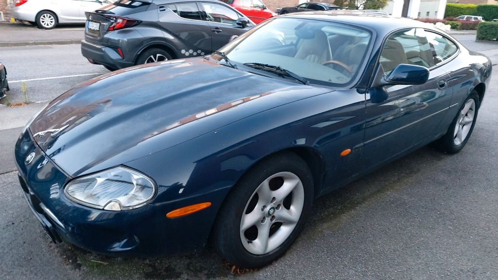 Jaguar XK8 342.000 km 3.990 &euro; Stolberg 52223