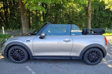 Mini Cooper Cabrio 88.950 km 18.200 &euro; Schleswig 24837