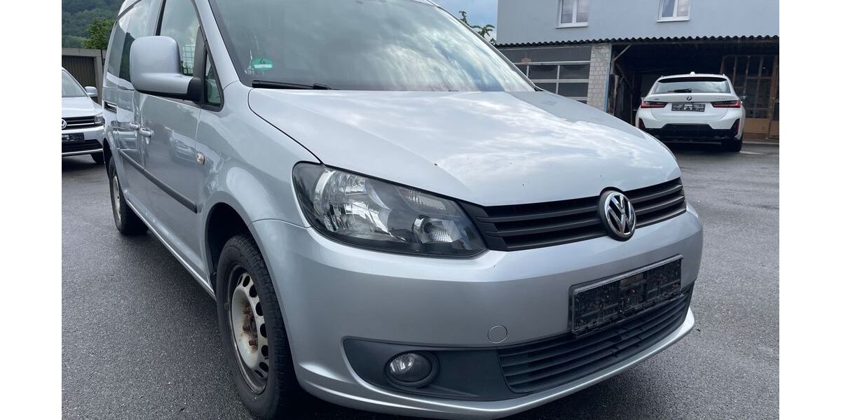 VW Caddy 206.900 km 8.900 &euro; Dörfles-Esbach 96487