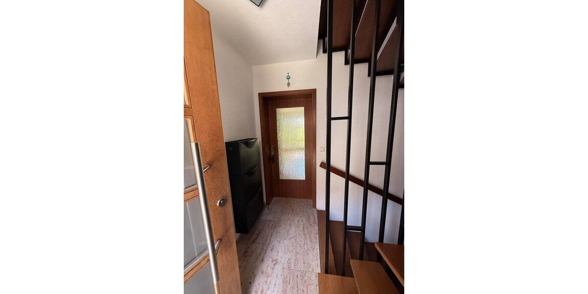 Reihenmittelhaus Renningen - 7 Zimmer, 155 m&sup2;, 620.000&euro; | Angebot:26090020