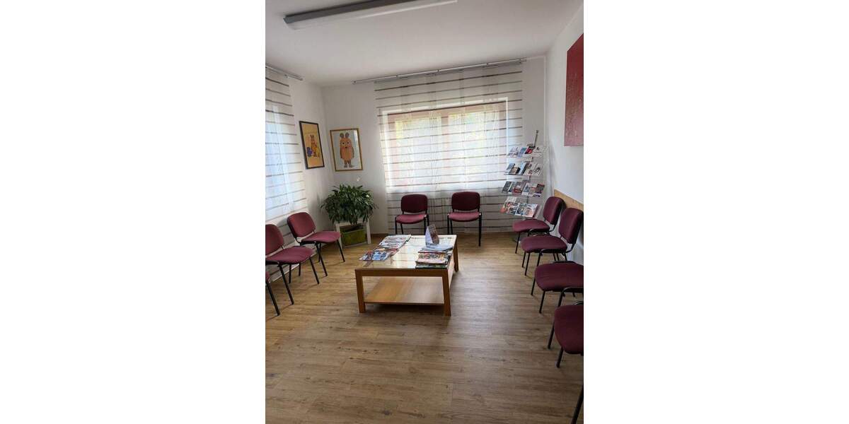 Mehrfamilienhaus, Wohnhaus Windischeschenbach - 9 Zimmer, 200 m&sup2;, 350.000&euro; | Angebot:24528800