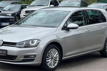 VW Golf 153.211 km 8.490 &euro; Recklinghausen 45665