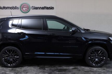 Jeep Compass 63.500 km 22.990 &euro; Rodgau 63110