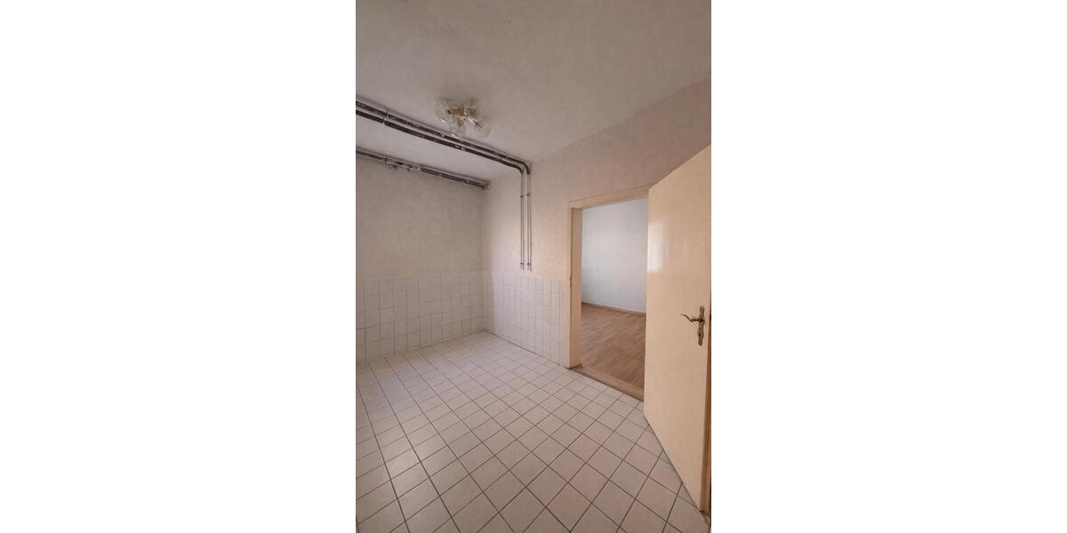 Einfamilienhaus Eisfeld - 11 Zimmer, 195 m&sup2;, 115.000&euro; | Angebot:26215593
