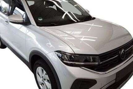 VW T-Cross 9.057 km 21.450 € Düsseldorf 40233