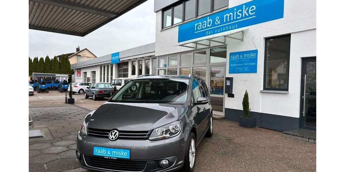 VW Touran 117.100 km 8.990 € Essingen 73457