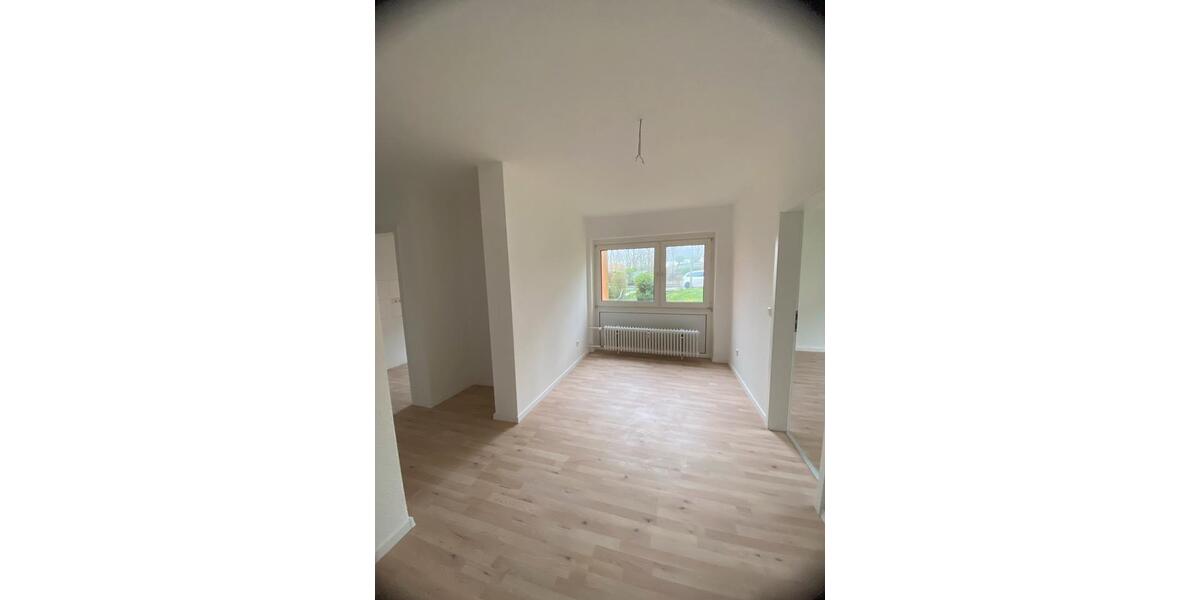 Etagenwohnung Hamm (Sieg) - 3.5 Zimmer, 82 m&sup2;, 175.000&euro; | Angebot:26002194