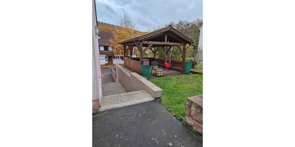 Mehrfamilienhaus, Wohnhaus Karlstadt - 11 Zimmer, 220 m&sup2;, 325.000&euro; | Angebot:25976551