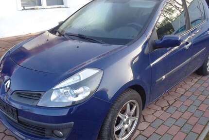 Renault Clio 138.731 km 2.490 &euro; Ohrdruf 99885