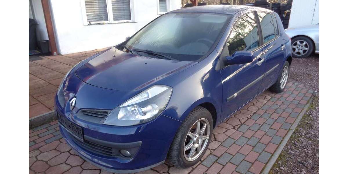 Renault Clio 138.731 km 2.490 &euro; Ohrdruf 99885