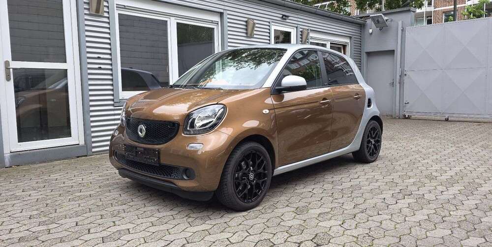 Smart forFour 75.000 km 9.990 &euro; Düsseldorf 40227
