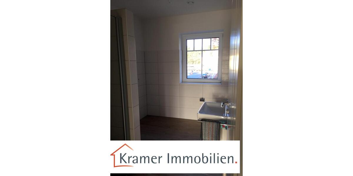 Etagenwohnung Varel - 3 Zimmer, 86 m&sup2;, 850&euro; | Angebot:25380221