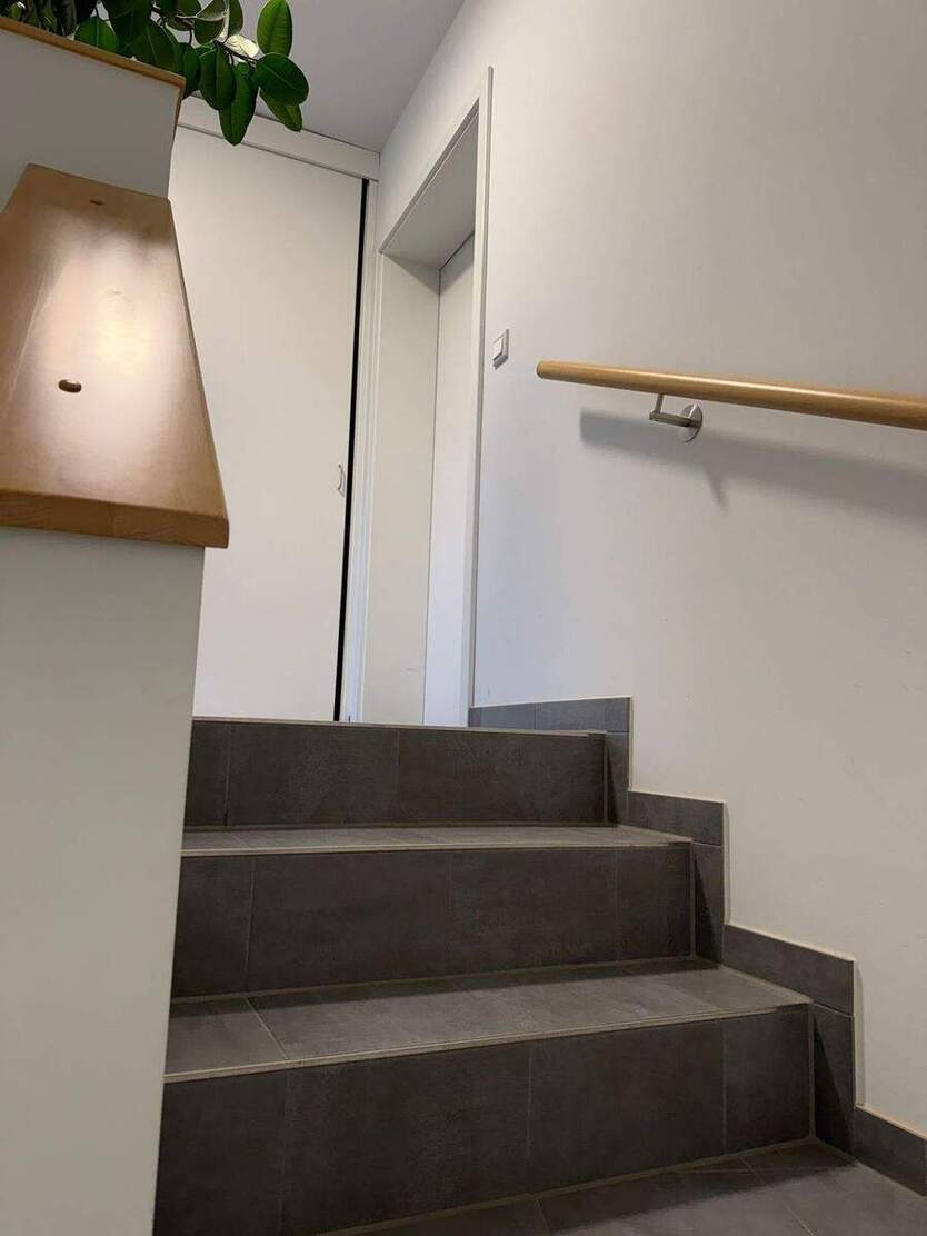 helle 3-Zi- Wohnung 1.OG mit großzügigem Balkon und Stellplatz 3 zimmer