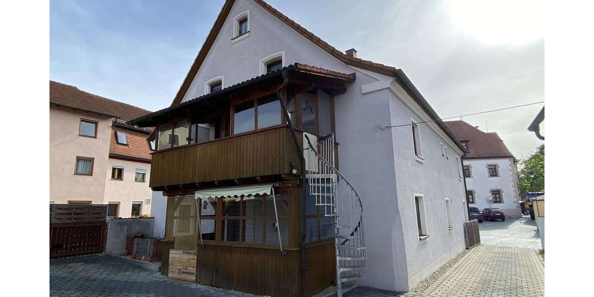 Haus zum Kaufen in Pleinfeld 369.000 € 217 m² 10 zimmer