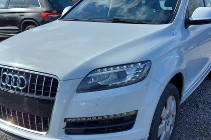 Audi Q7 191.004 km 15.900 € Schönefeld 12529