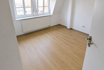 Wohnung Würzburg - 3 Zimmer, 90 m&sup2;, 1.150&euro; | Angebot:27079115